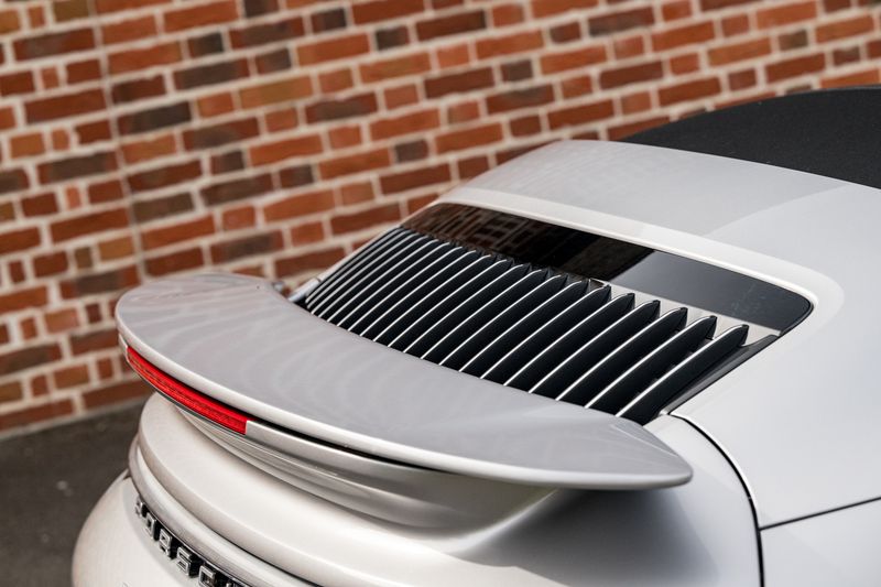 Porsche 911 (992) Turbo S Cabriolet PDK
