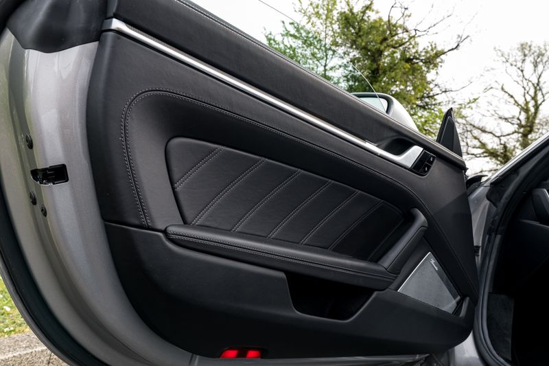 Porsche 911 (992) Turbo S Cabriolet PDK