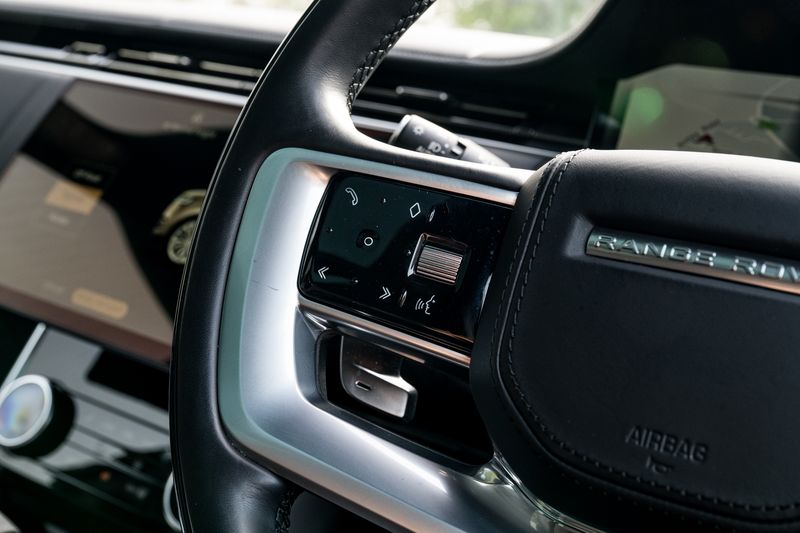 Range Rover P530 Autobiography  LWB