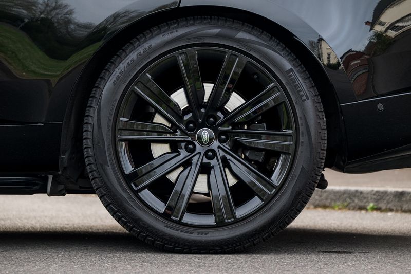 Range Rover P530 Autobiography  LWB