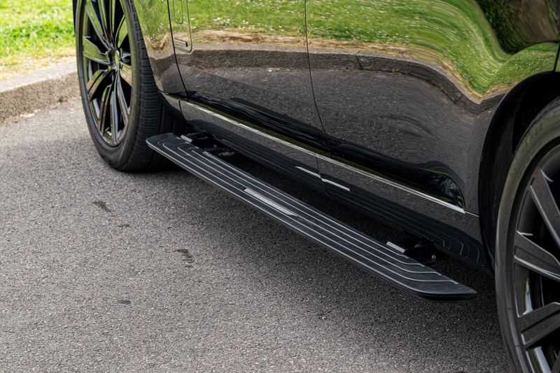 Range Rover P530 Autobiography  LWB