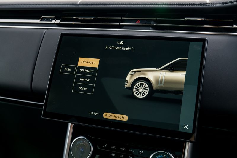 Range Rover P530 Autobiography  LWB