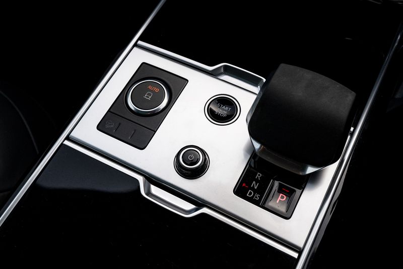 Range Rover P530 Autobiography  LWB