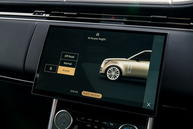 Range Rover P530 Autobiography  LWB