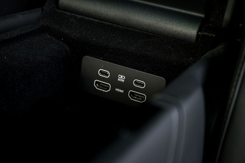 Range Rover P530 Autobiography  LWB