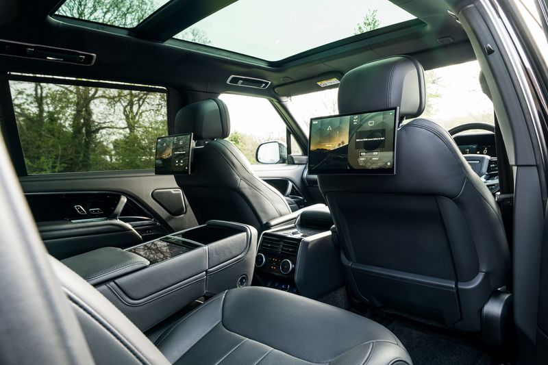 Range Rover P530 Autobiography  LWB