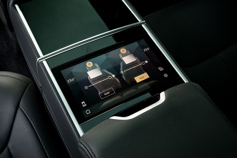 Range Rover P530 Autobiography  LWB