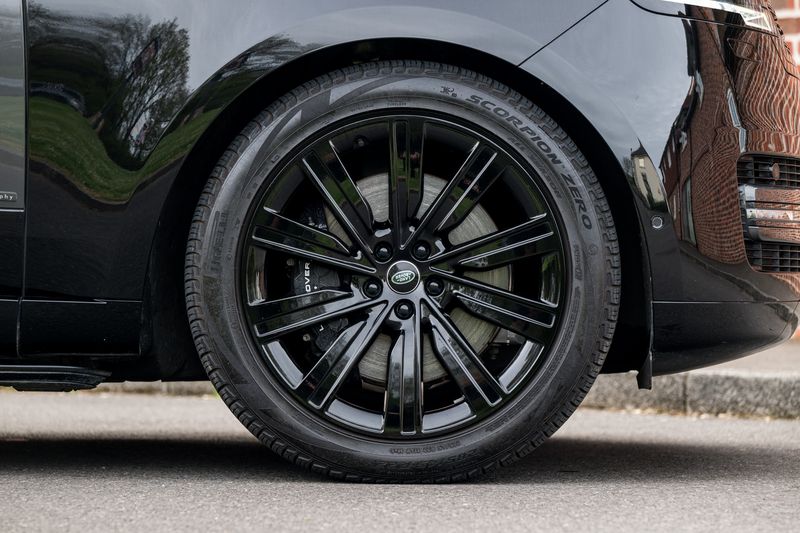 Range Rover P530 Autobiography  LWB