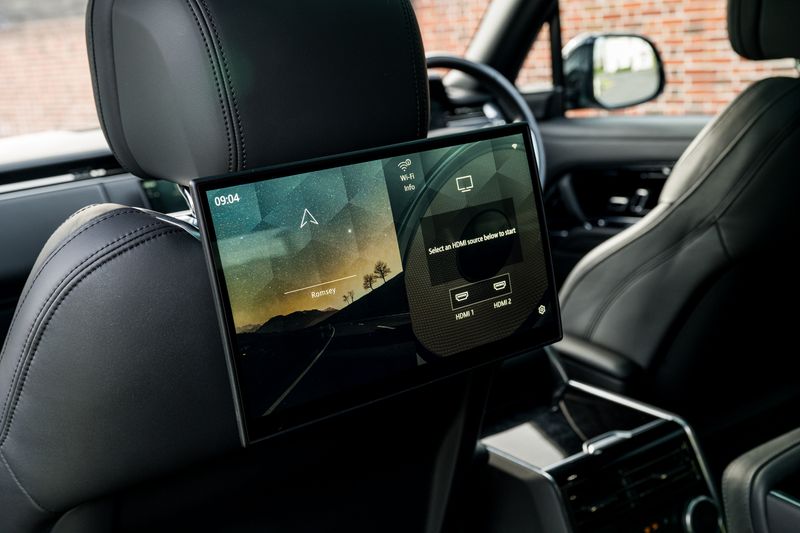 Range Rover P530 Autobiography  LWB