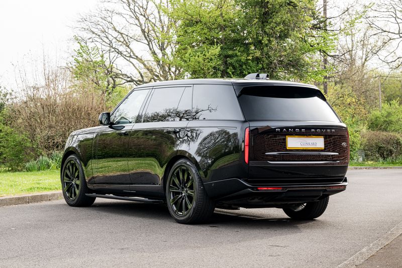 Range Rover P530 Autobiography  LWB