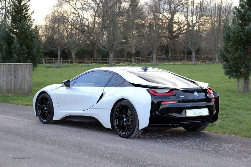 BMW i8 Coupe