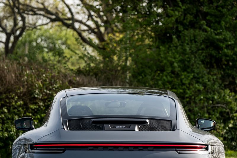 Porsche 911(992.1) GT3 Touring PDK
