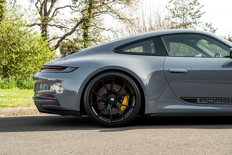 Porsche 911(992.1) GT3 Touring PDK