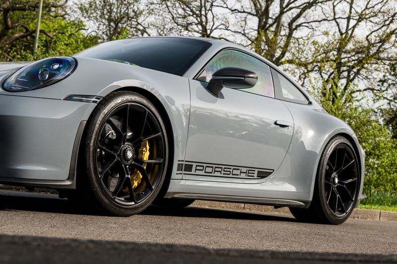 Porsche 911(992.1) GT3 Touring PDK