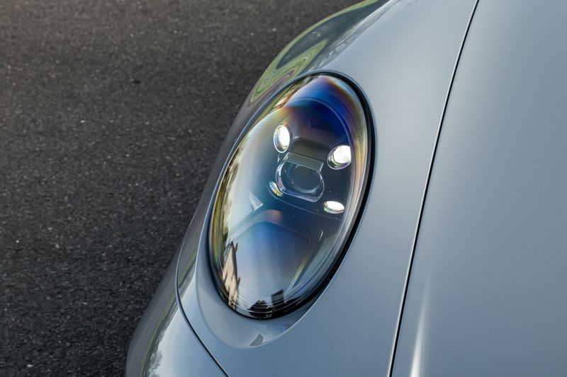 Porsche 911(992.1) GT3 Touring PDK