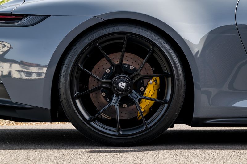 Porsche 911(992.1) GT3 Touring PDK