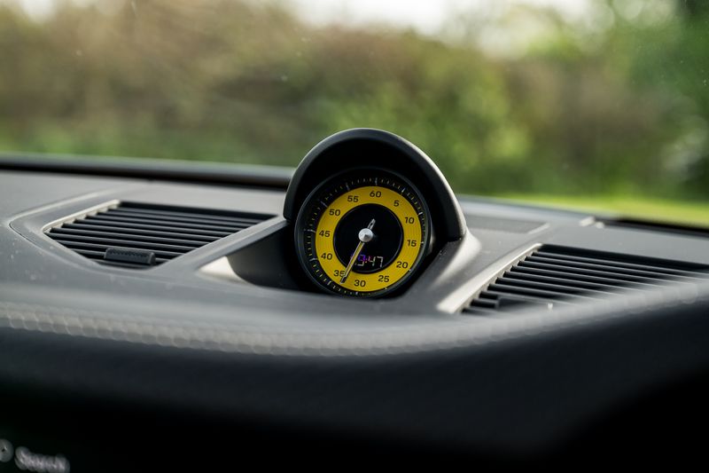 Porsche 911(992.1) GT3 Touring PDK