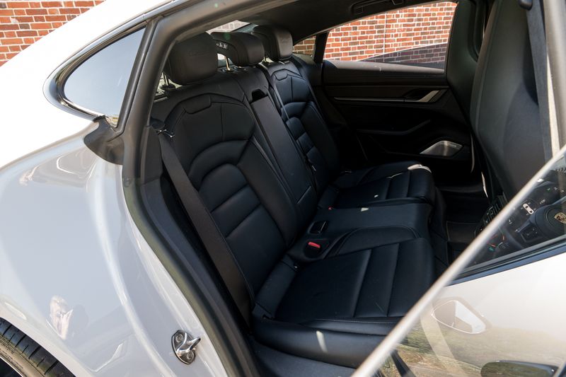 Porsche Taycan Performance Plus 93.4kWh Turbo  S