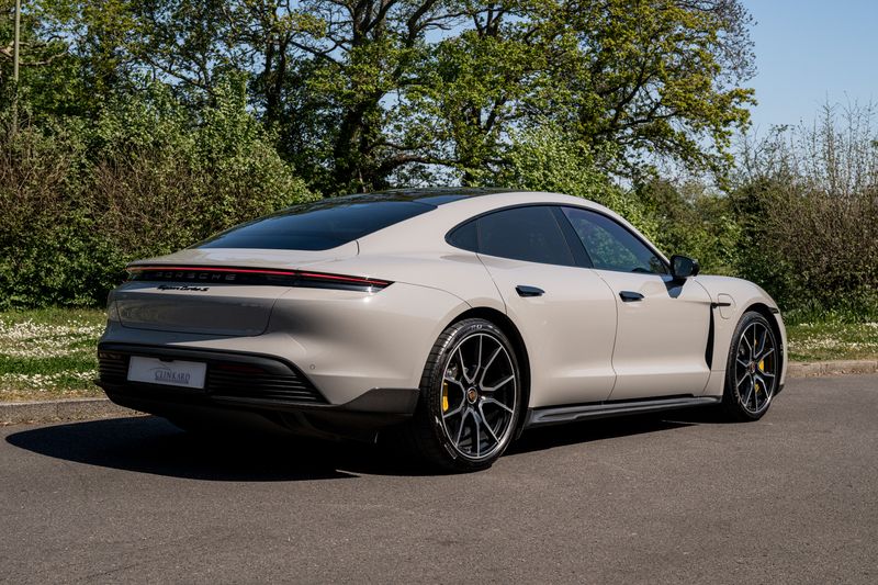 Porsche Taycan Performance Plus 93.4kWh Turbo  S