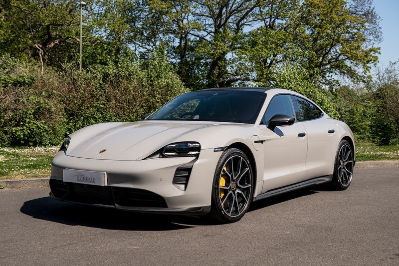 Porsche Taycan Performance Plus 93.4kWh Turbo  S