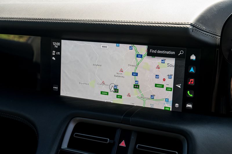 Porsche Taycan Performance Plus 93.4kWh Turbo  S