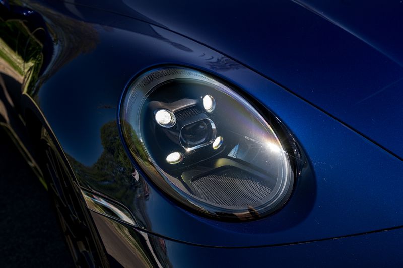 Porsche 911 (992) Carrera GTS Coupe PDK