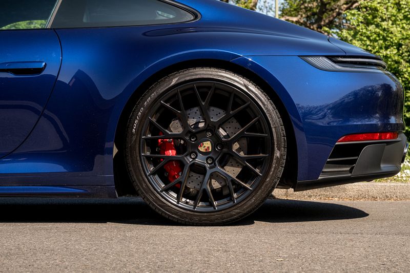 Porsche 911 (992) Carrera GTS Coupe PDK