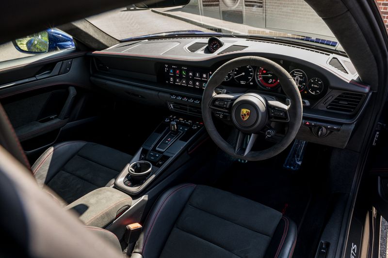 Porsche 911 (992) Carrera GTS Coupe PDK