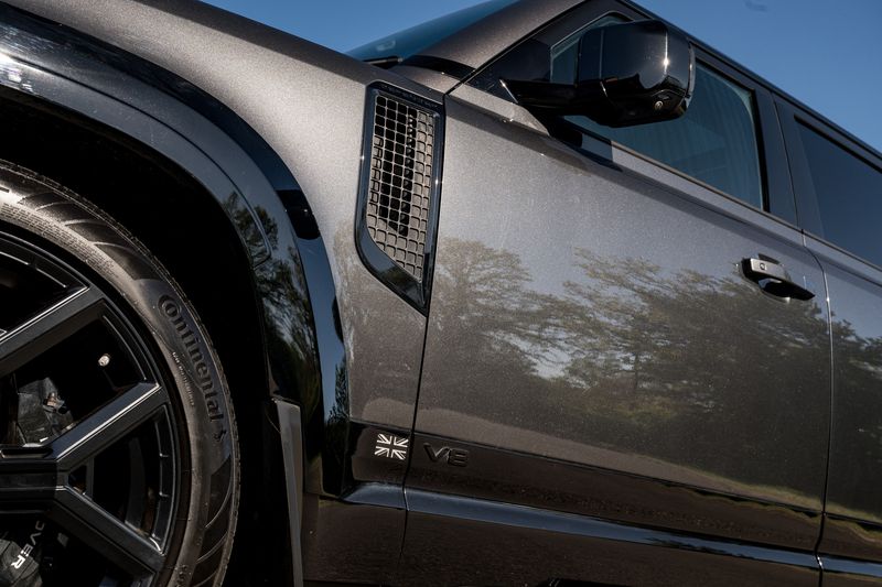 Land Rover Defender 110 5.0 P525 Petrol URBAN