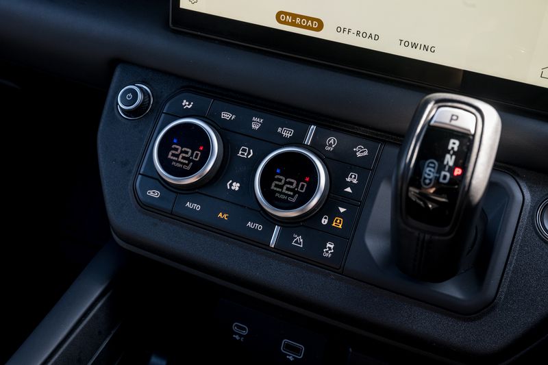 Land Rover Defender 110 5.0 P525 Petrol URBAN