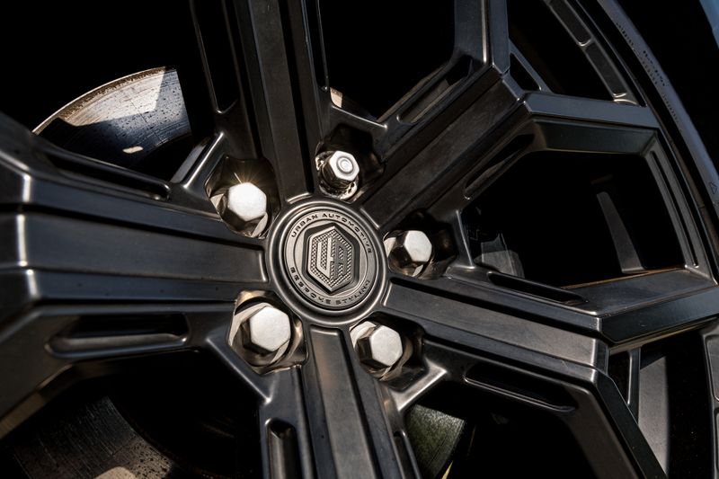 Land Rover Defender 110 5.0 P525 Petrol URBAN