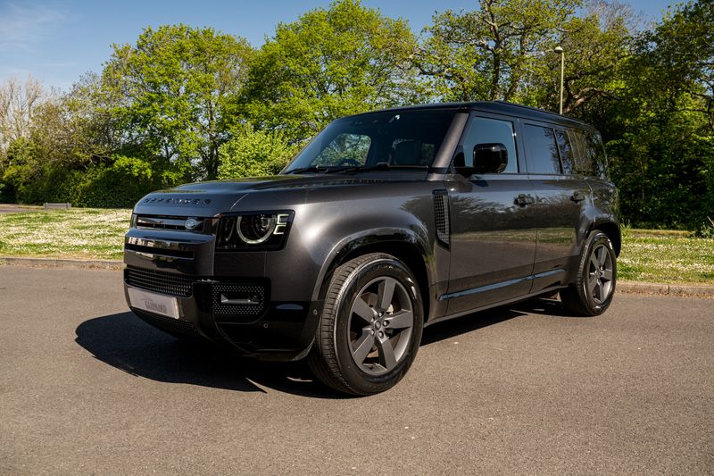 Landrover D250 X-Dynamic HSE Auto