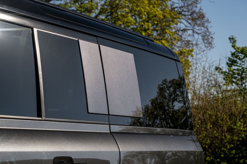 Landrover D250 X-Dynamic HSE Auto