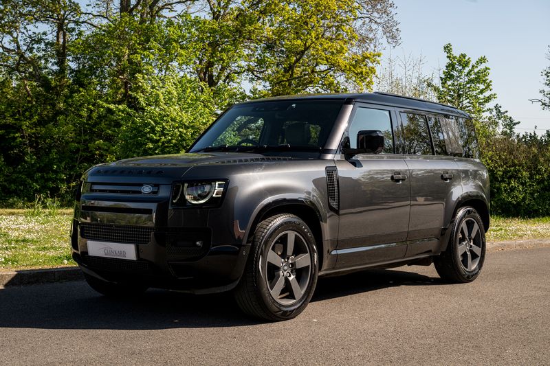 Landrover D250 X-Dynamic HSE Auto