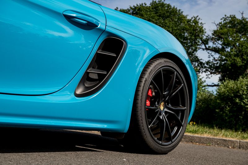 Porsche 718 Boxster 2.5T GTS GPF Convertible PDK