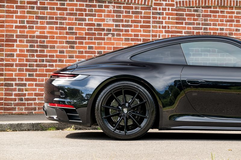 Porsche 911 (992.1) Carrera 4S Coupe PDK