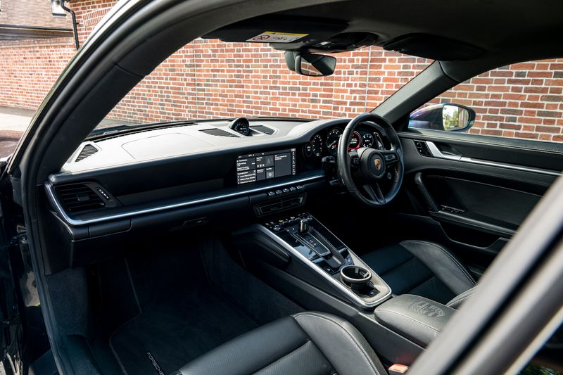 Porsche 911 (992.1) Carrera 4S Coupe PDK