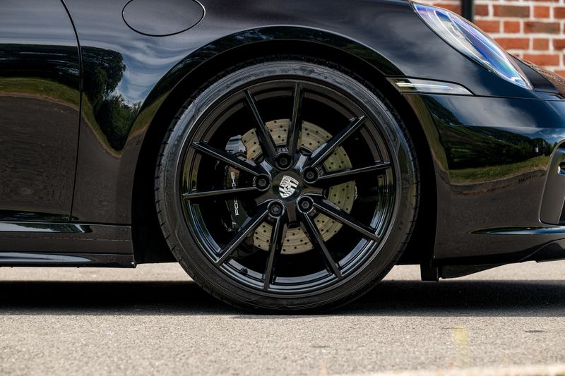 Porsche 911 (992.1) Carrera 4S Coupe PDK