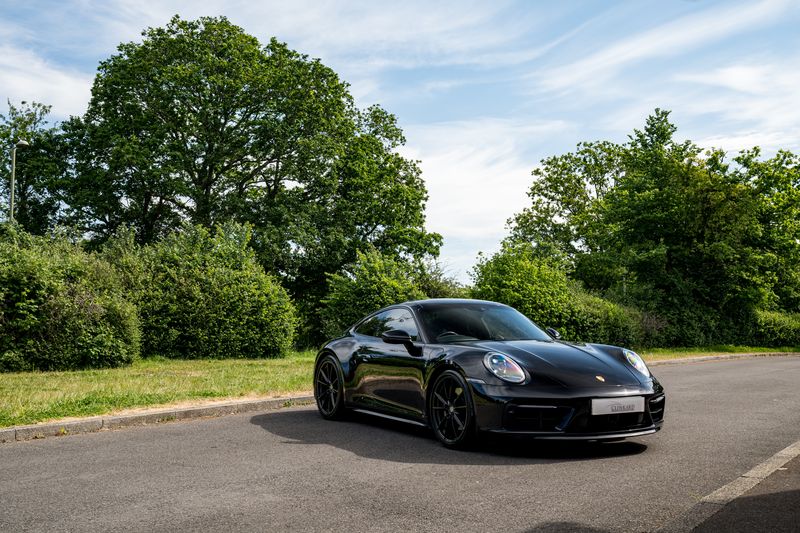 Porsche 911 (992.1) Carrera 4S Coupe PDK