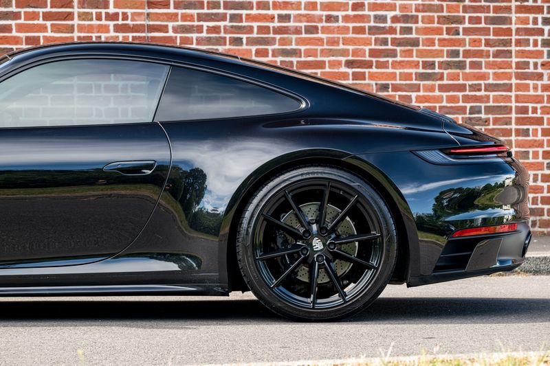 Porsche 911 (992.1) Carrera 4S Coupe PDK