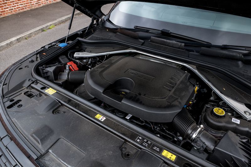 Range Rover D350 Autobiography LWB