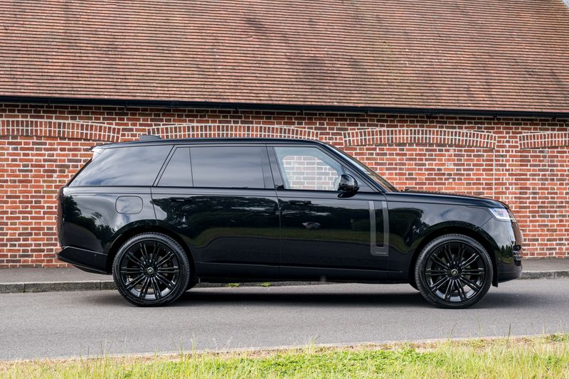 Range Rover D350 Autobiography LWB