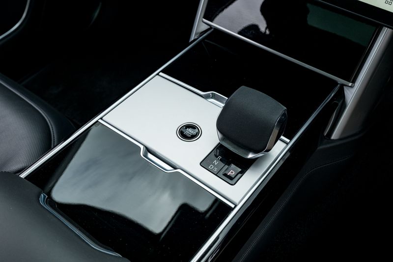 Range Rover D350 Autobiography LWB