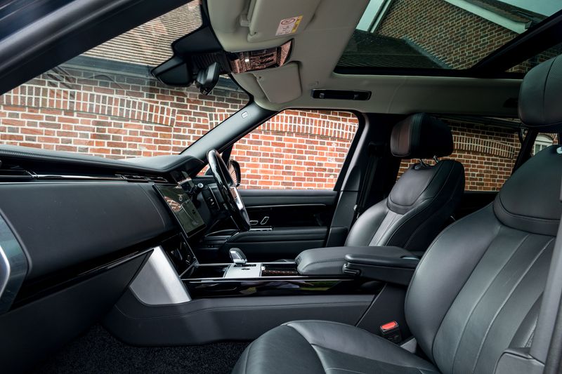 Range Rover D350 Autobiography LWB