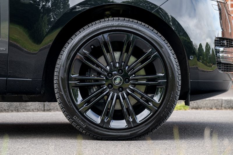 Range Rover D350 Autobiography LWB