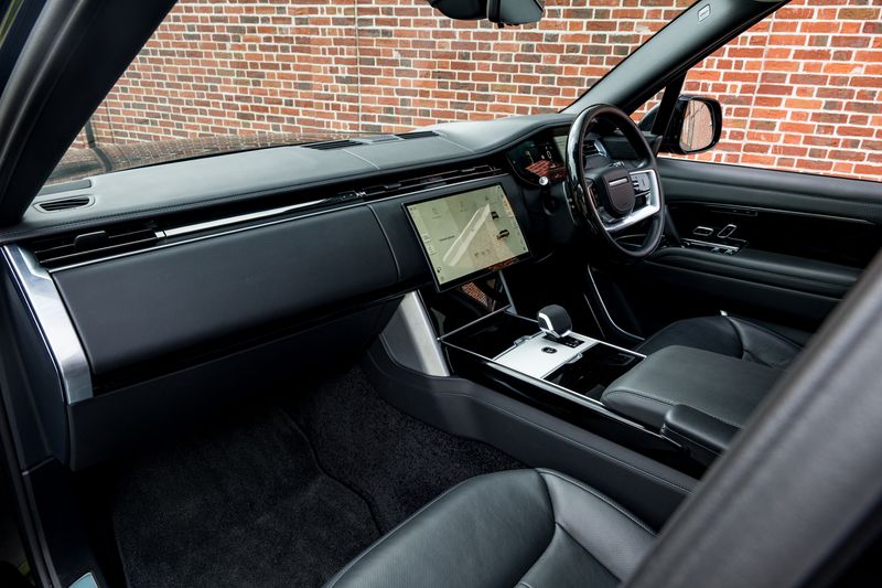 Range Rover D350 Autobiography LWB