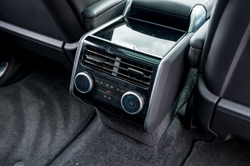 Range Rover D350 Autobiography LWB