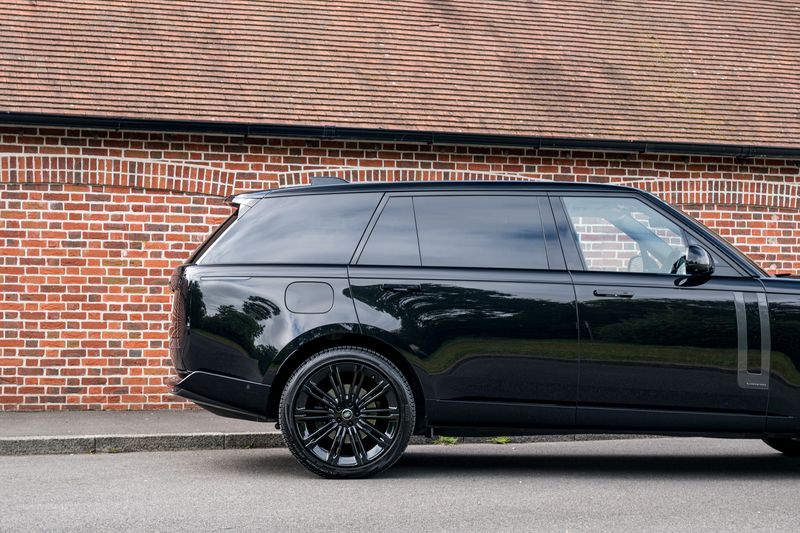 Range Rover D350 Autobiography LWB