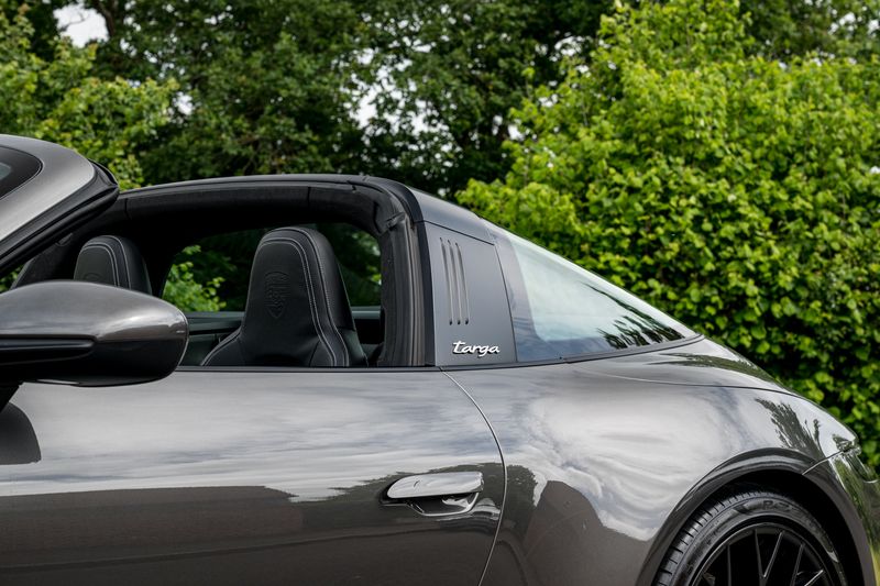 Porsche 911 (992.1) Targa 4S PDK