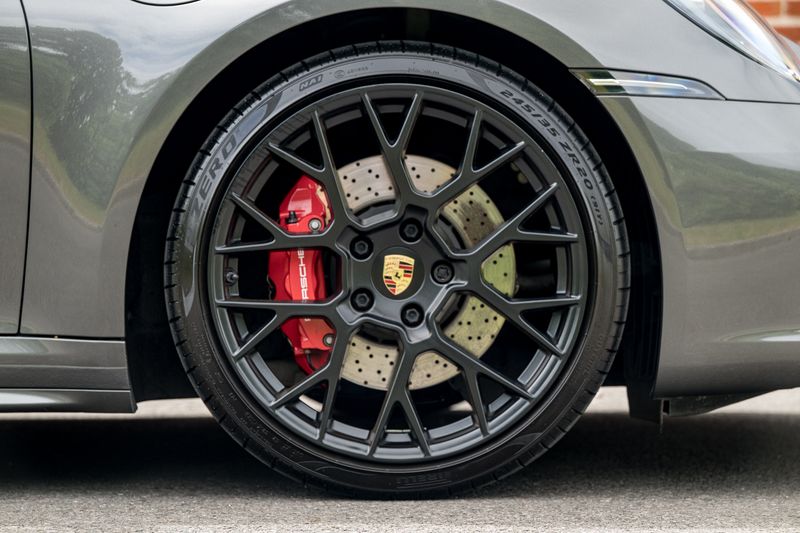 Porsche 911 (992.1) Targa 4S PDK